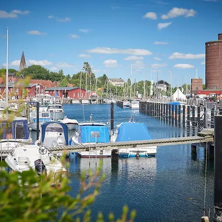 Apartamento Seegras - Mit Spielscheune, Direkt Am Wittensee *